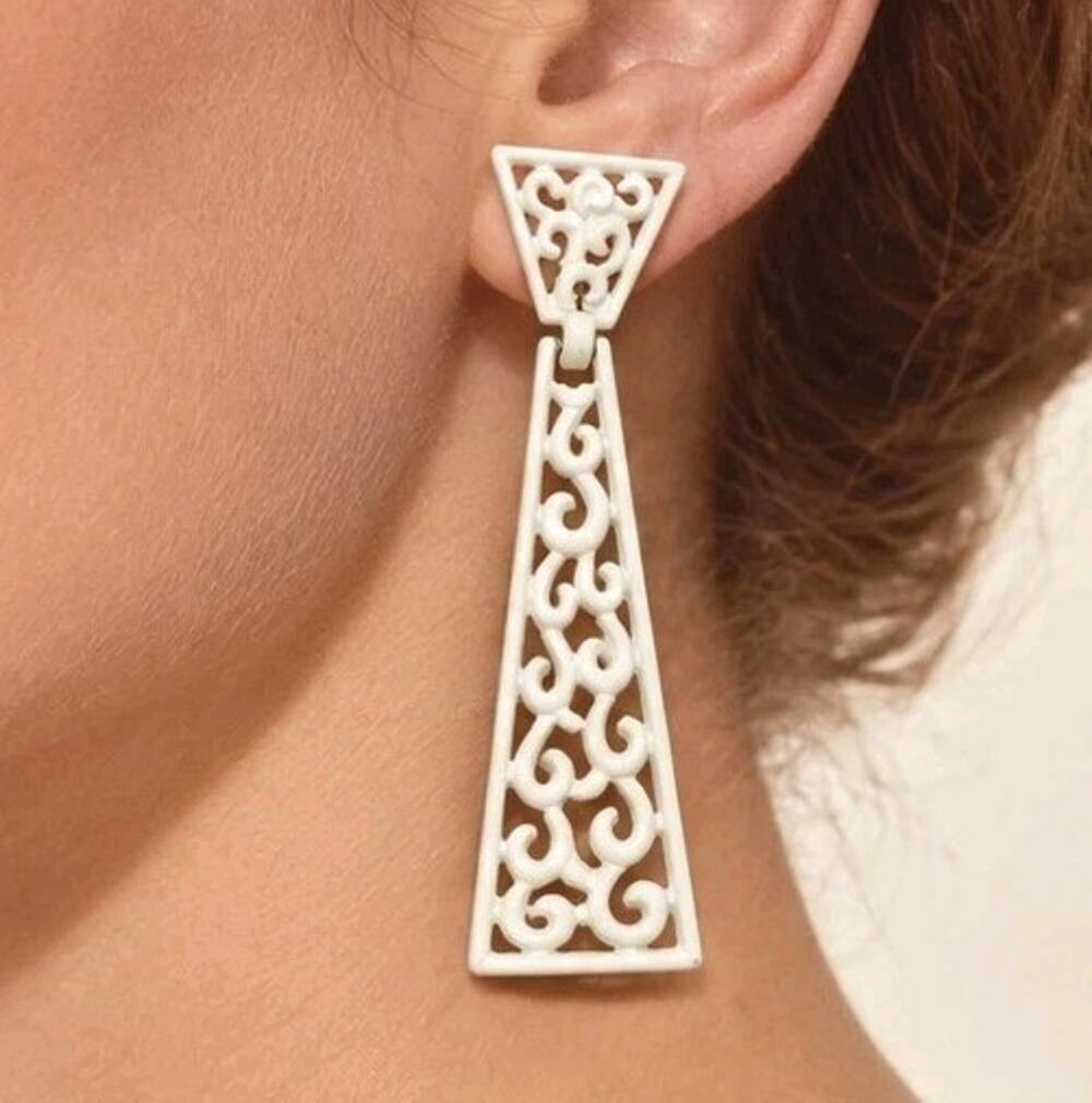 Vintage Crown Trifari White Enamel Filigree Dangle Clip On Earrings 1960s Mod